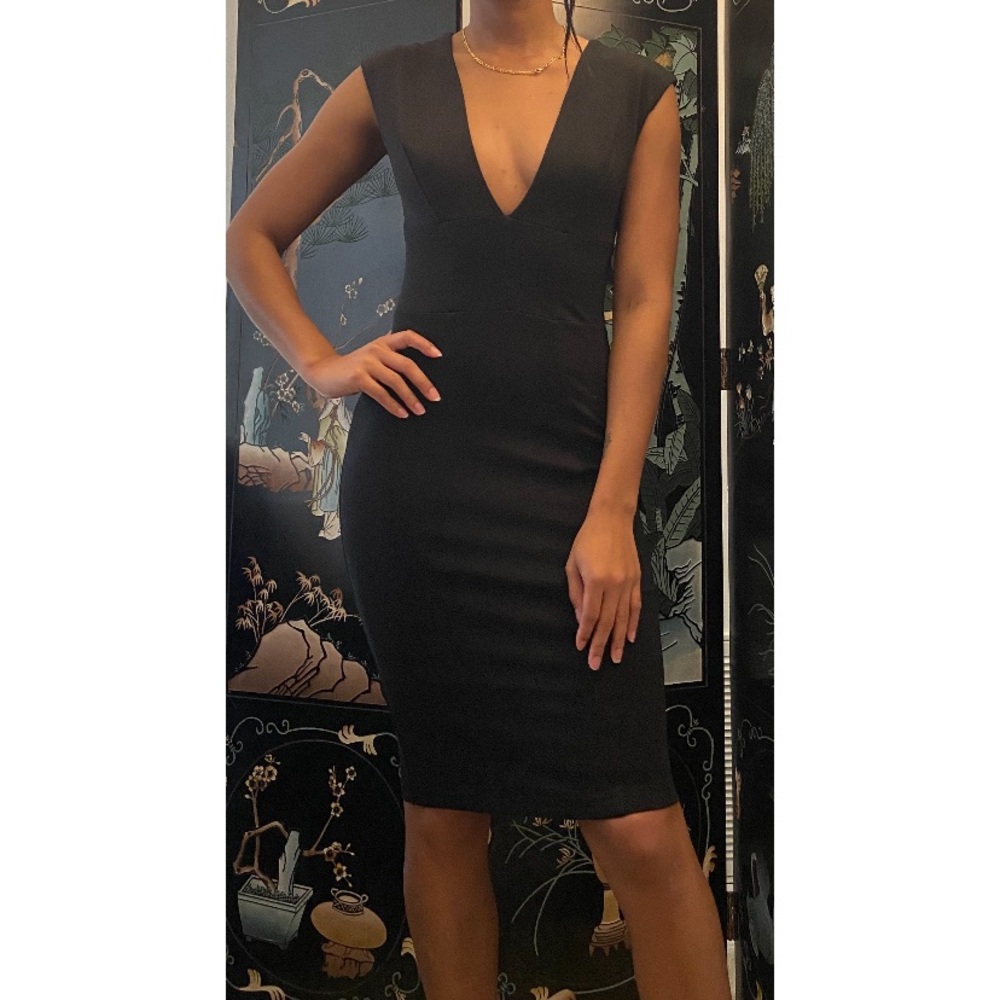 Cocktail Hour Open Back Midi Dress